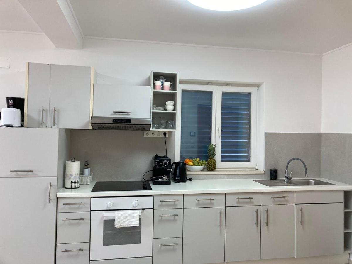 Casa Di Giorgio Apartment Jelsa  Exterior photo